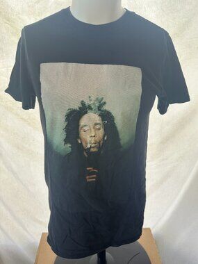 Zion Rootswear Bob Marley Men's Black T Shirt Size Small No Woman No Cry One Lov